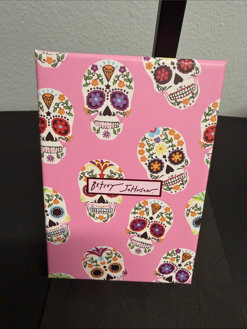 Betsey Johnson | Día de los Muertos Jeweled Sugar Skull Bag Charm 💀🌹✨🩷 - Picture 2 of 7